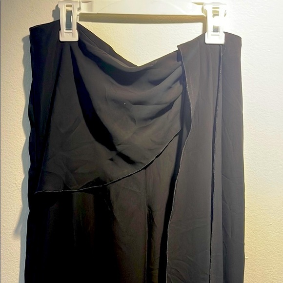 Black Wide Leg Pants with Asymmetrical Wrap Style Size Medium 6-8 - Picture 3 of 5